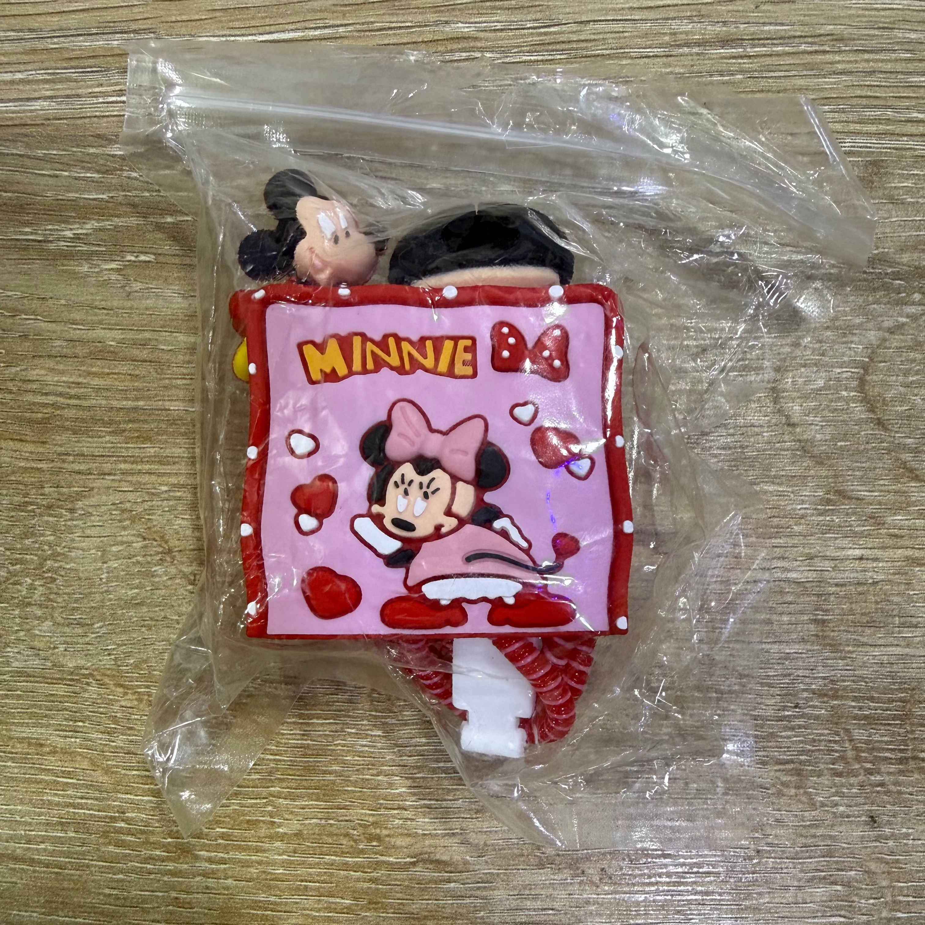 Forros Protectores para Cargador iPhone – Diseños Variados