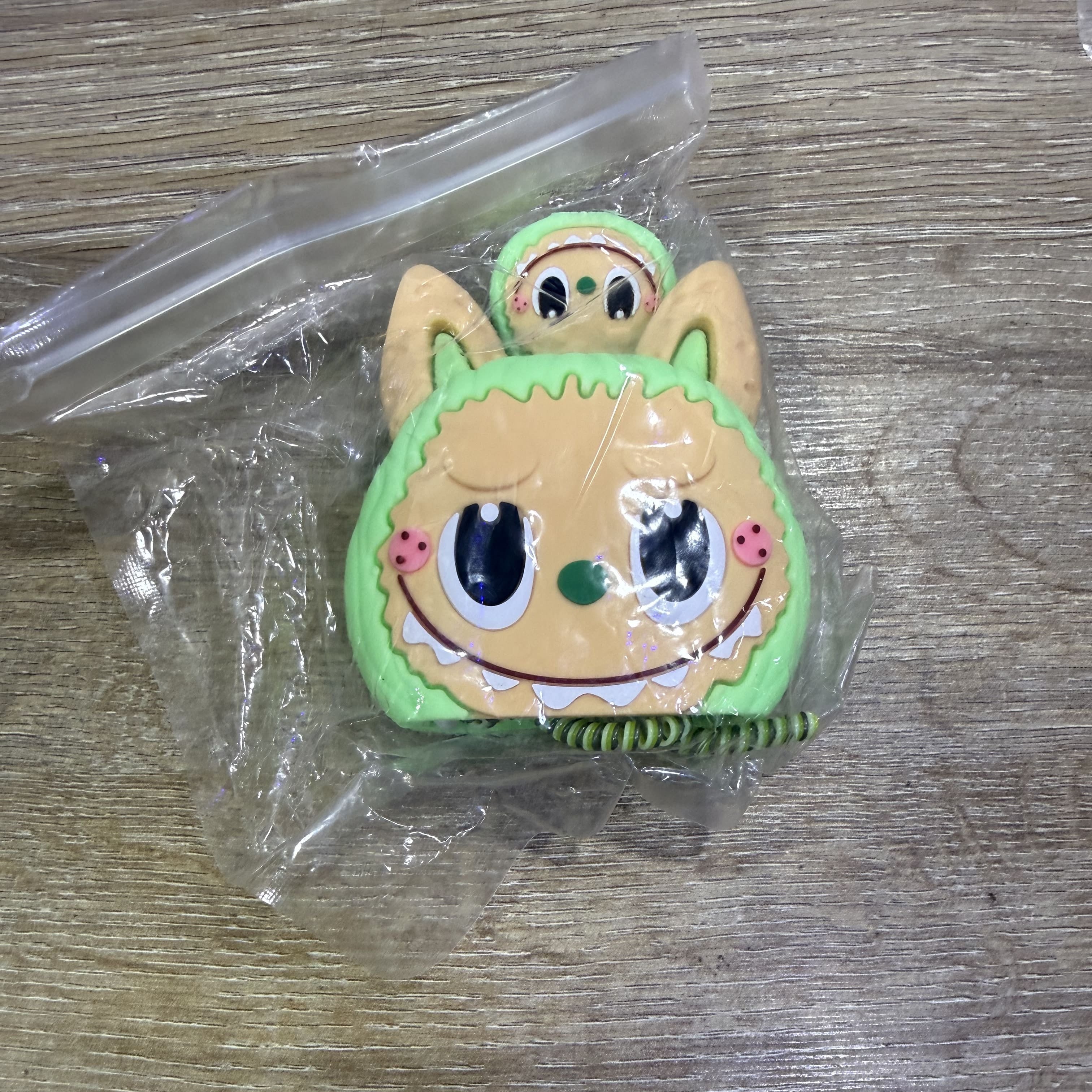 Forros Protectores para Cargador iPhone – Diseños Variados